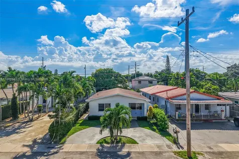 250 NW 61st Avenue Miami FL 33126