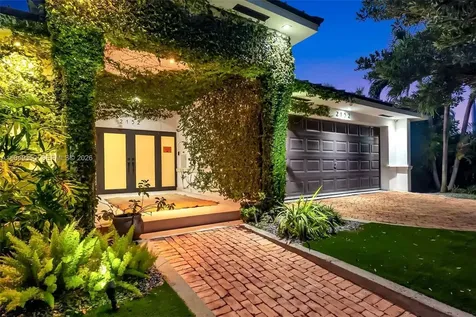 2152 Prairie Avenue Miami Beach FL 33139
