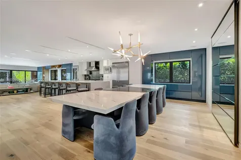 2152 Prairie Avenue Miami Beach FL 33139