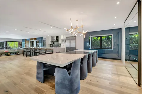 2152 Prairie Avenue Miami Beach FL 33139