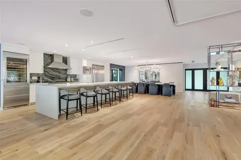 2152 Prairie Avenue Miami Beach FL 33139
