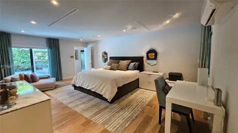 2152 Prairie Avenue Miami Beach FL 33139