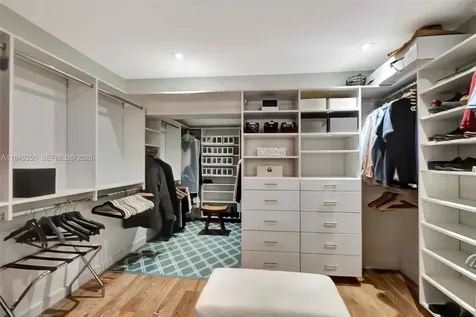 2152 Prairie Avenue Miami Beach FL 33139