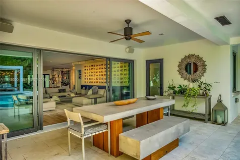 2152 Prairie Avenue Miami Beach FL 33139