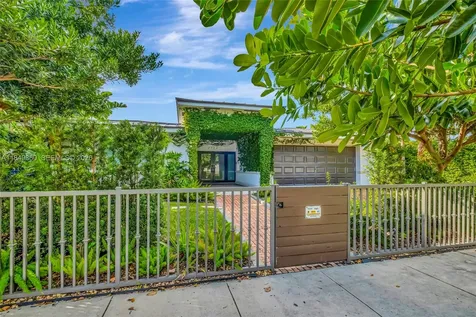 2152 Prairie Avenue Miami Beach FL 33139