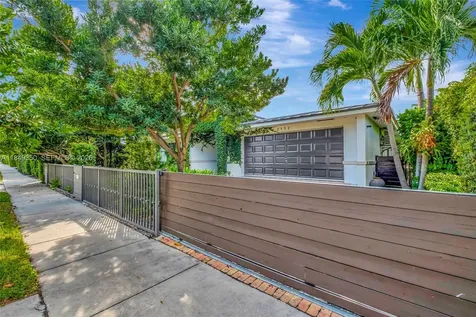 2152 Prairie Avenue Miami Beach FL 33139