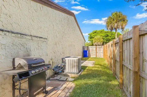 2330 Croton Court Pembroke Pines FL 33026