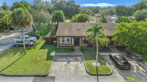 2330 Croton Court Pembroke Pines FL 33026