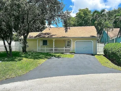 14909 SW 141st Place Miami FL 33186