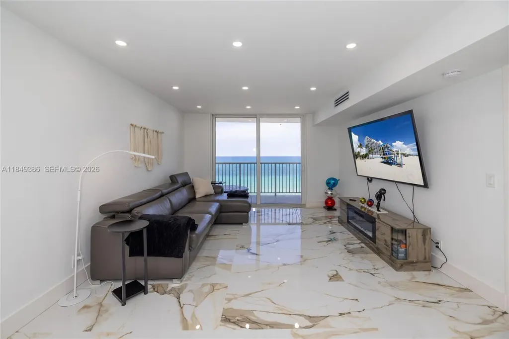 400 N Surf Road Hollywood FL 33019