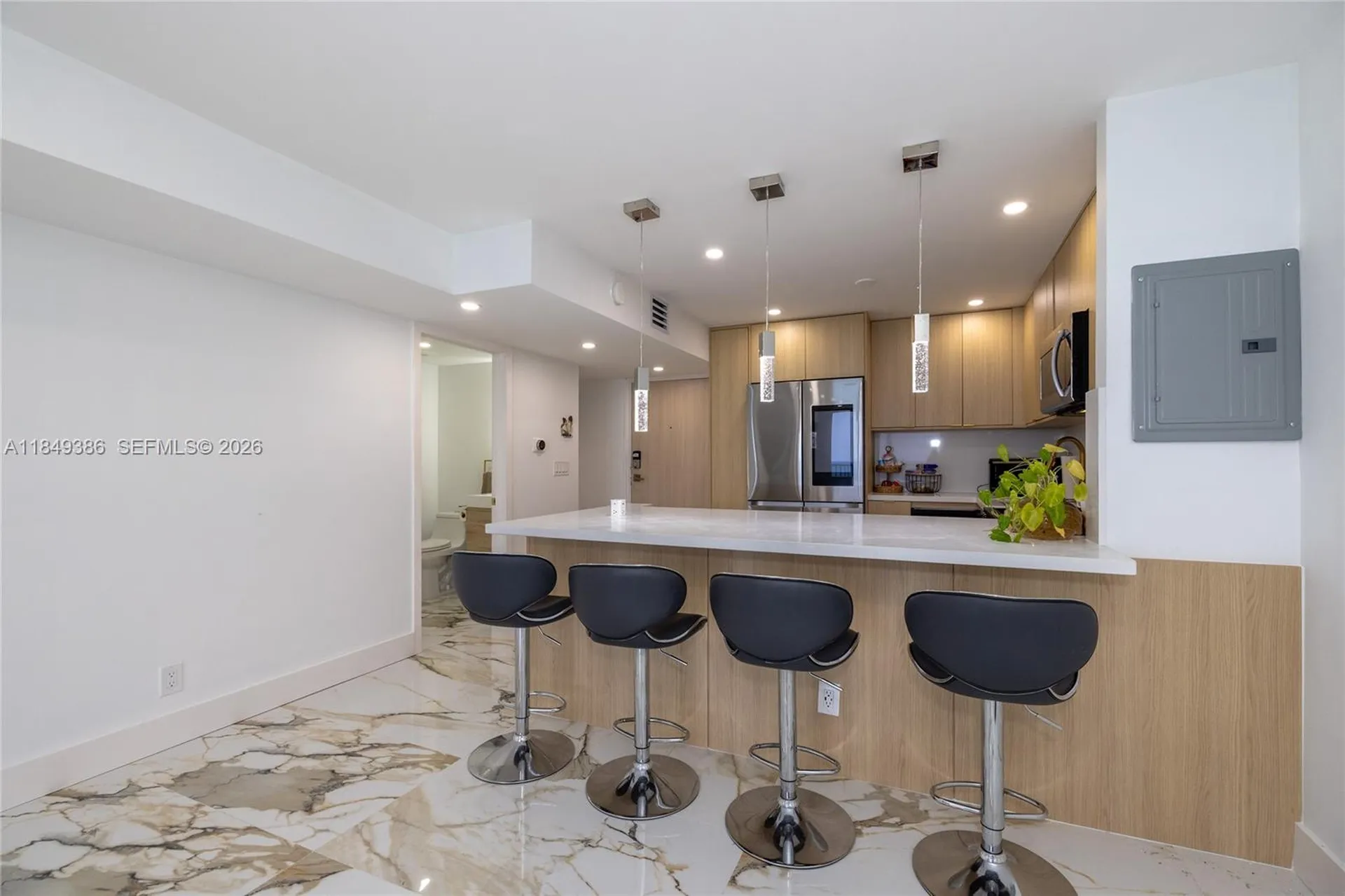 400 N Surf Road Hollywood FL 33019