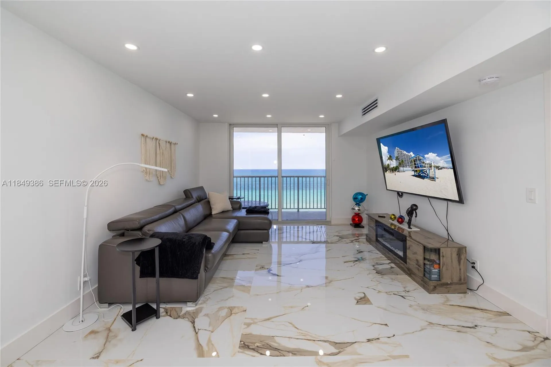 400 N Surf Road Hollywood FL 33019