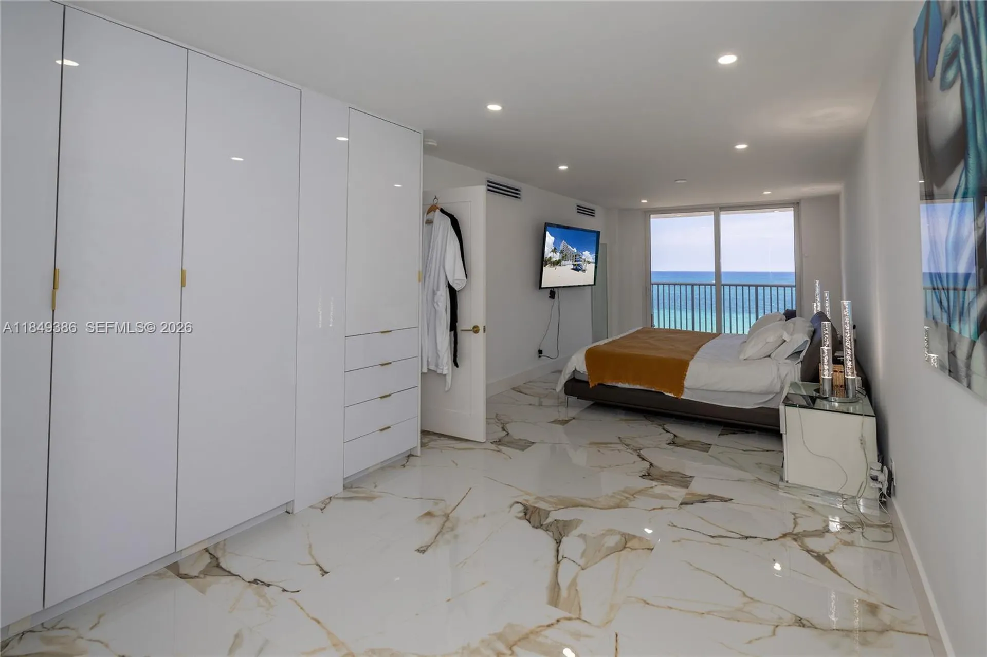 400 N Surf Road Hollywood FL 33019