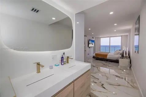 400 N Surf Road Hollywood FL 33019