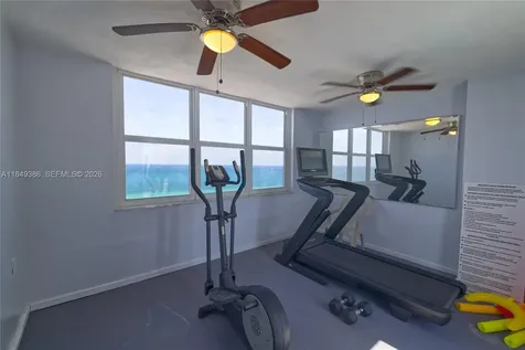 400 N Surf Road Hollywood FL 33019