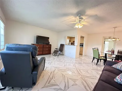 569 Fanshaw N Boca Raton FL 33434