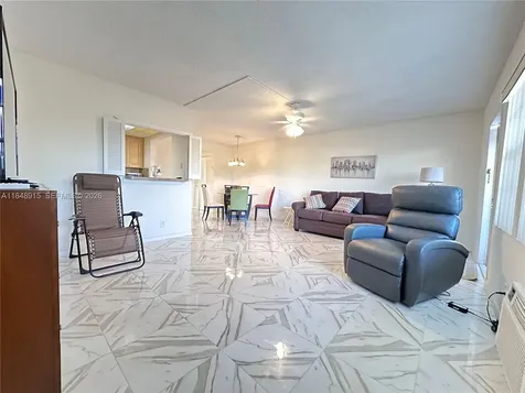 569 Fanshaw N Boca Raton FL 33434