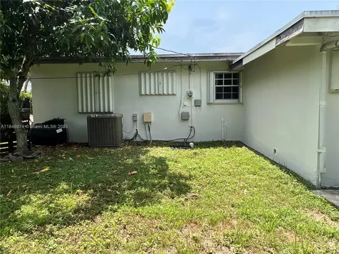 3101 SW 103rd Court Miami FL 33165