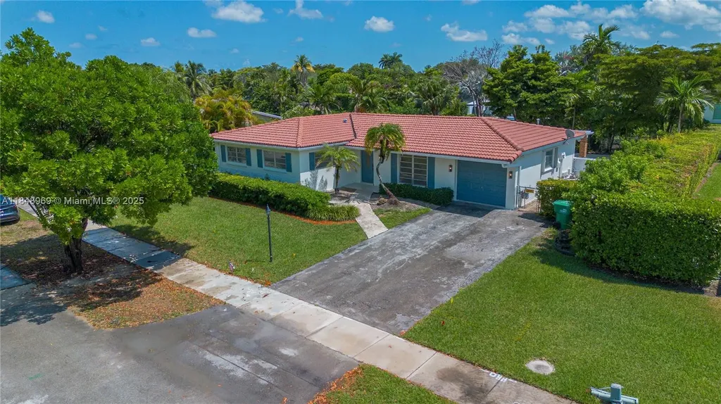 10420 SW 98th Street Miami FL 33176