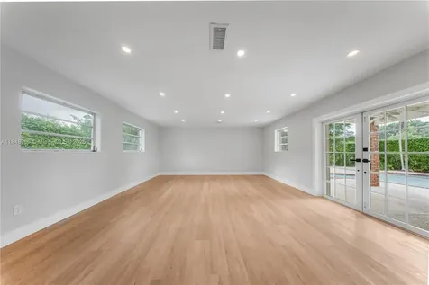 10420 SW 98th Street Miami FL 33176