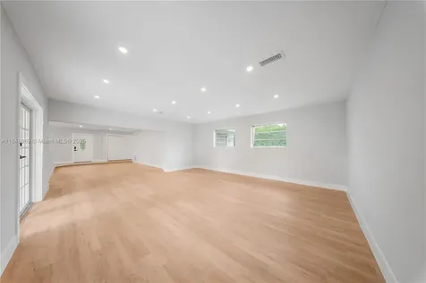 10420 SW 98th Street Miami FL 33176