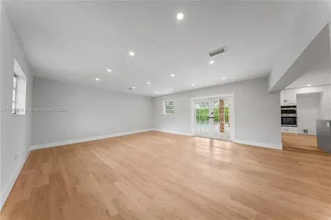 10420 SW 98th Street Miami FL 33176