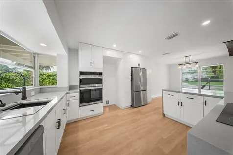 10420 SW 98th Street Miami FL 33176