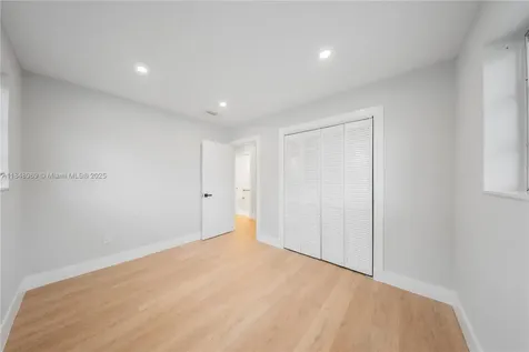10420 SW 98th Street Miami FL 33176