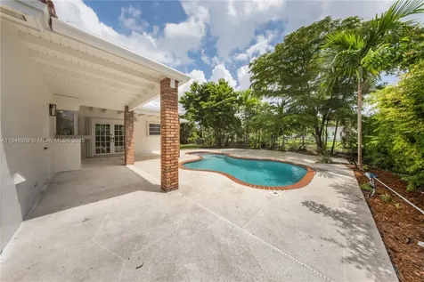10420 SW 98th Street Miami FL 33176
