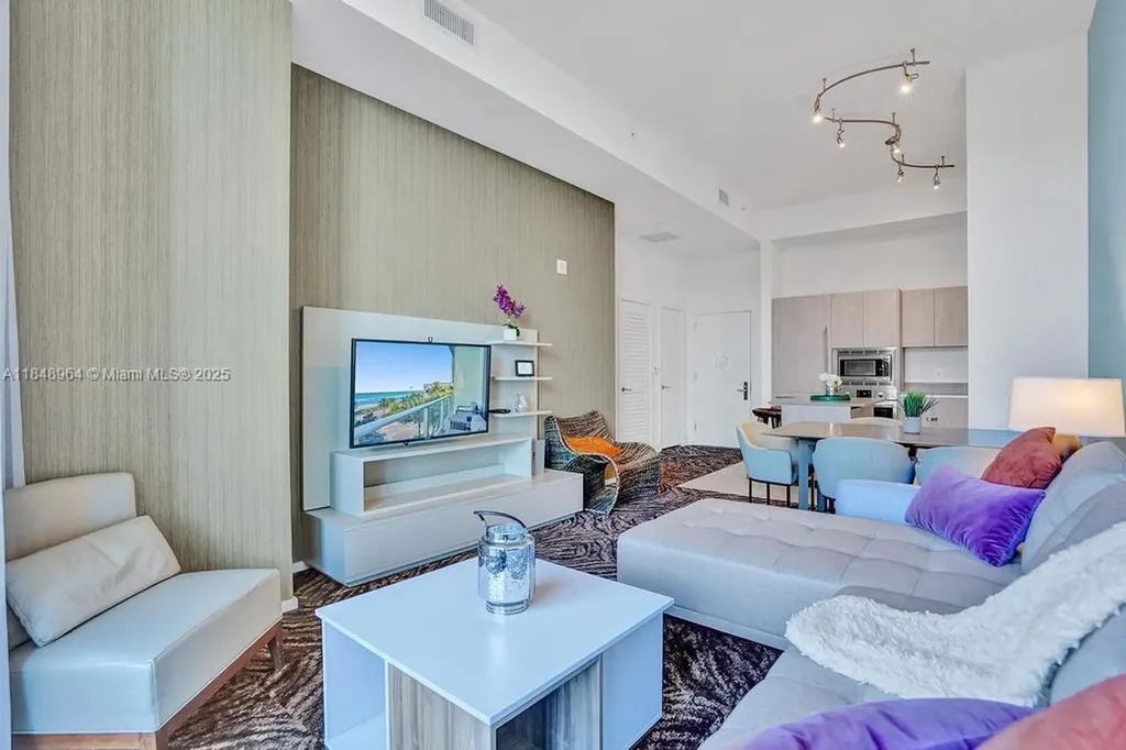 4111 S Ocean Drive Hollywood FL 33019