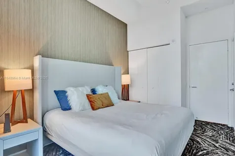 4111 S Ocean Drive Hollywood FL 33019