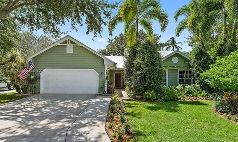 221 W Colony Way W Jupiter FL 33458