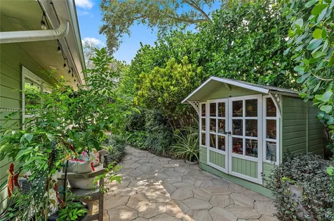 221 W Colony Way W Jupiter FL 33458