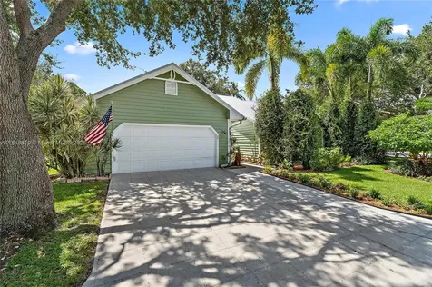 221 W Colony Way W Jupiter FL 33458