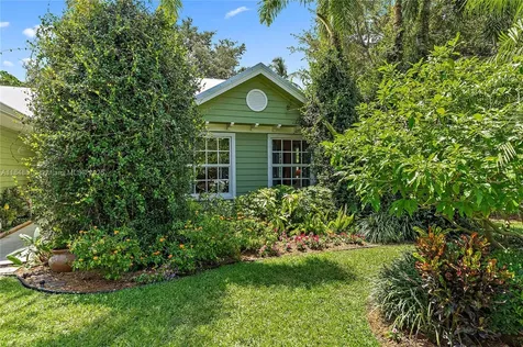 221 W Colony Way W Jupiter FL 33458