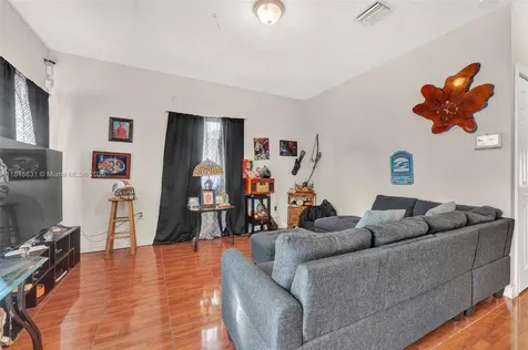 1933 NW 85th Street Miami FL 33147