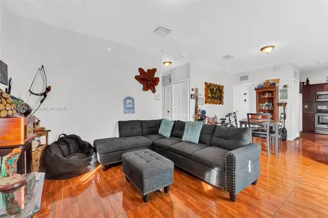 1933 NW 85th Street Miami FL 33147