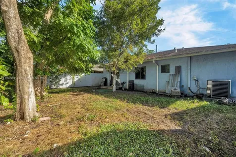1933 NW 85th Street Miami FL 33147