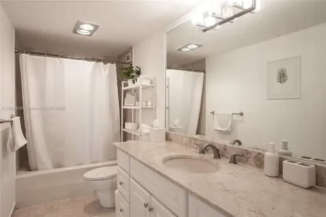 1800 NE 114th Street Miami FL 33181