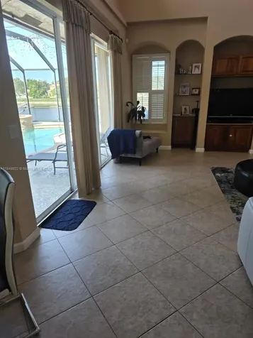 4017 W Hamilton Key West Palm Beach FL 33411