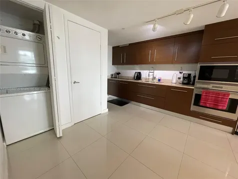 485 Brickell Avenue Miami FL 33131