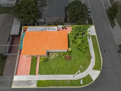 3400 W 13th Avenue Hialeah FL 33012
