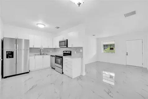 3400 W 13th Avenue Hialeah FL 33012