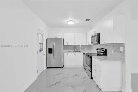 3400 W 13th Avenue Hialeah FL 33012