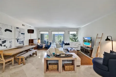 3700 Island Boulevard Aventura FL 33160