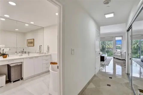 3700 Island Boulevard Aventura FL 33160