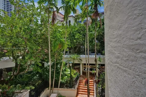 3700 Island Boulevard Aventura FL 33160
