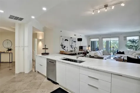 3700 Island Boulevard Aventura FL 33160