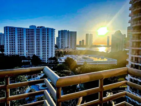 3300 NE 191 Street Aventura FL 33180