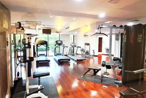 3300 NE 191 Street Aventura FL 33180
